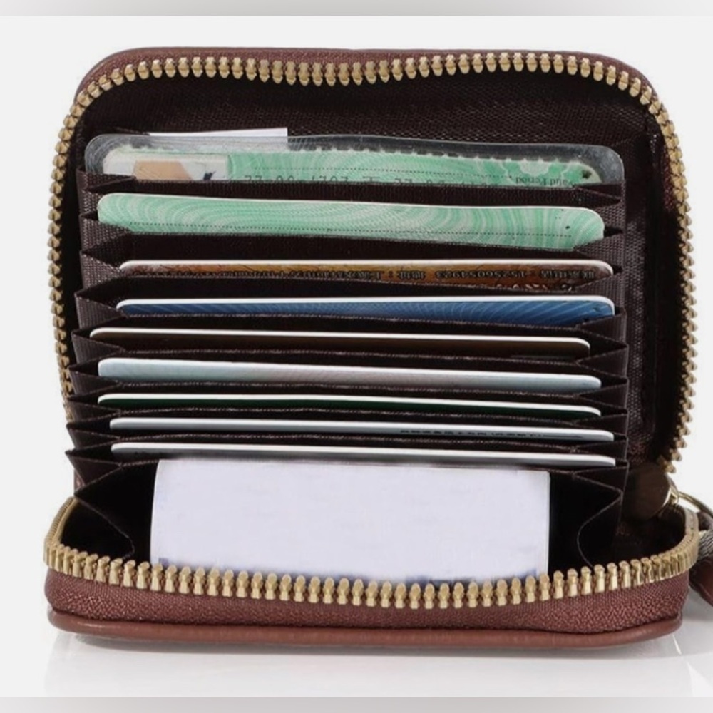 RIFD Blocking Wallet - Picture 2 of 4